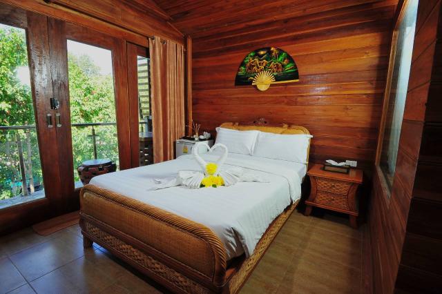 Kombinace - Anda Resort ***, Ko Lipe(Thajsko), Royal Lanta Reso