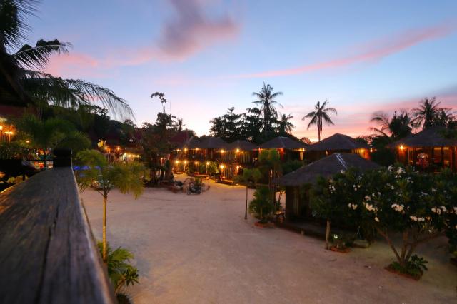 Kombinace - Anda Resort ***, Ko Lipe(Thajsko), Royal Lanta Reso