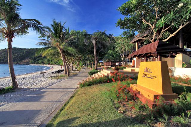 Kombinace - Le Vimarn Cottages & Spa ****, Ko Samet, Long Beach Garden Hotel ****+, Pattaya, Bangkok Palace Hotel ****, Bangkok