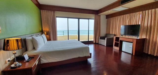 Kombinace - Garden Sea View Resort ***, Bangkok Palace Hotel **