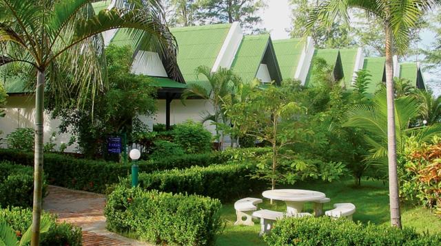 Kombinace - Southern Lanta Resort ***, Bangkok Palace Hotel ***