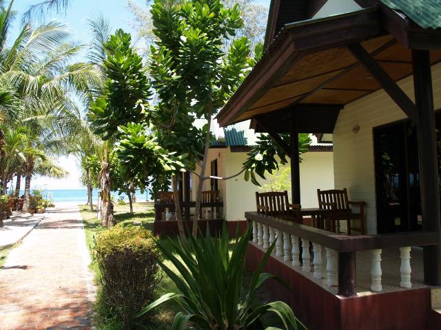 Kombinace - Southern Lanta Resort ***, Bangkok Palace Hotel ***