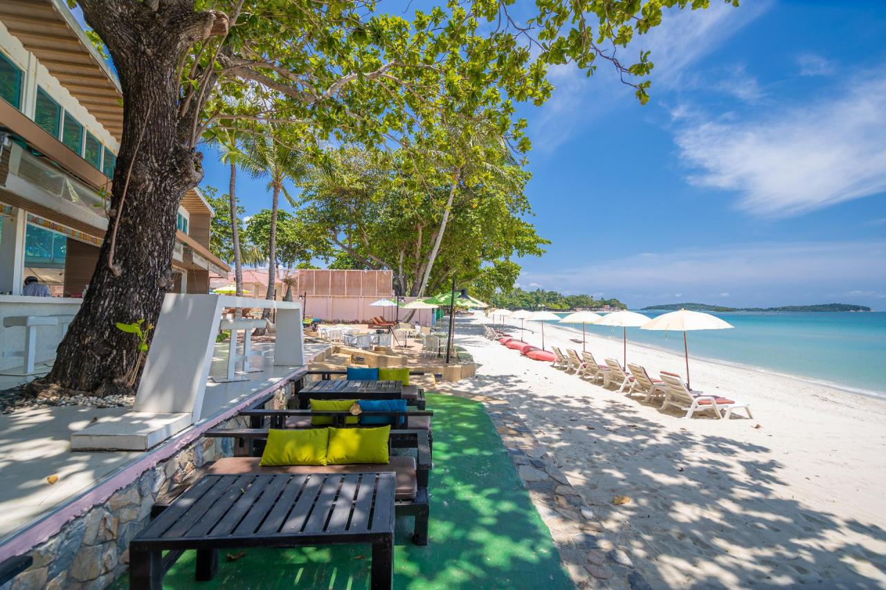 Kombinace - Baan Samui Resort ***, Bangkok Palace Hotel ****, B