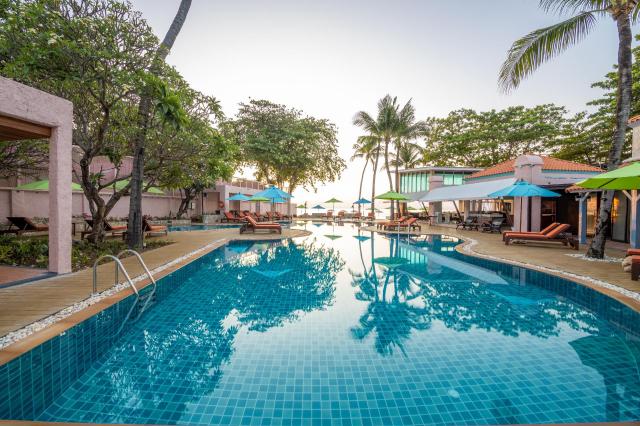 Kombinace - Baan Samui Resort ***, Bangkok Palace Hotel ****, B
