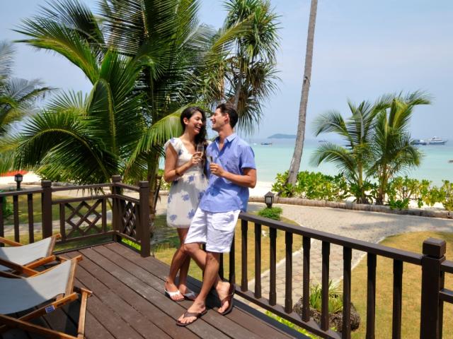 Kombinace - Holiday Inn Resort ****, Phi Phi, Best Western Bang