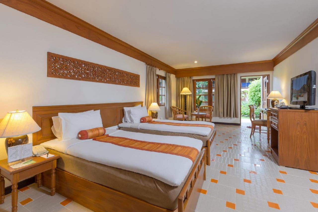 Kombinace - Best Western Bangtao Beach Resort & Spa ****, Phuke