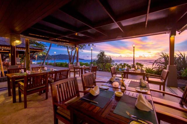 Kombinace - Katathani Resort *****, Phuket, Bangkok Palace Hote