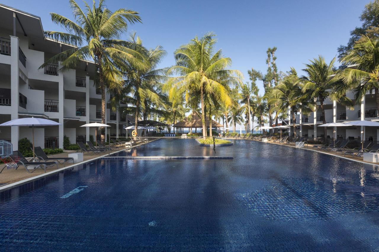 Kombinace - Sunwing Bangtao Resort ****, Phuket, Bangkok Palace