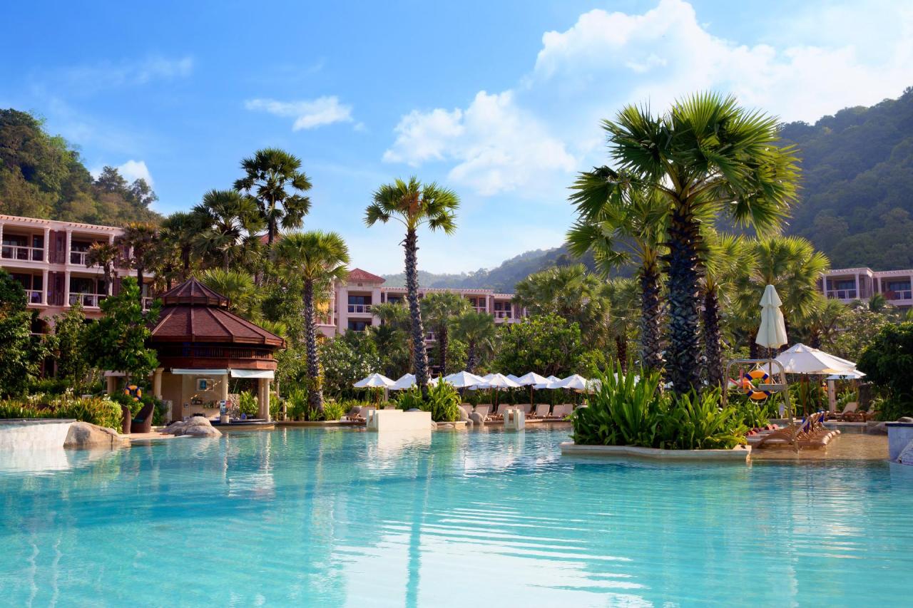 Kombinace - Centara Grand Beach Resort Phuket *****, Phuket, Ba