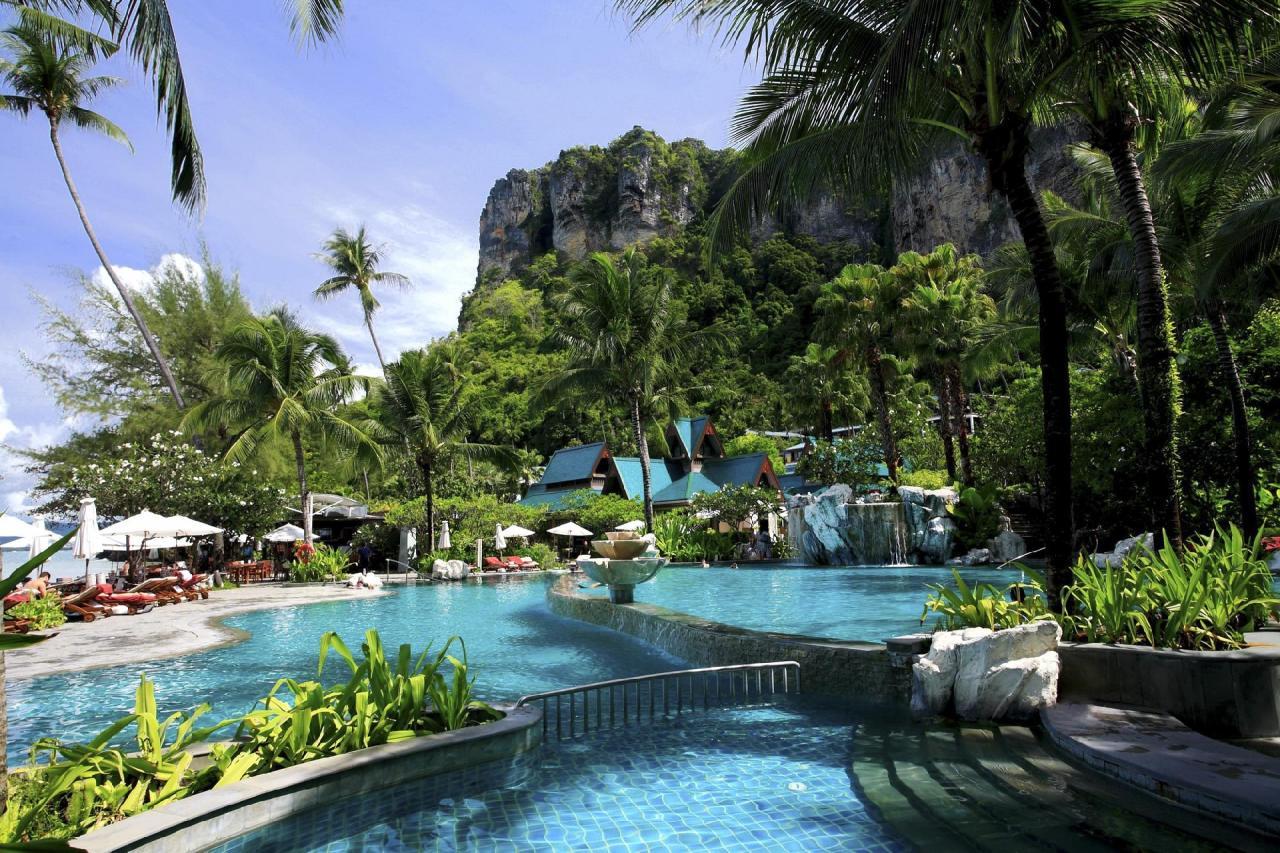 Kombinace - Centara Grand Beach Resort Phuket *****, Phuket, Ba