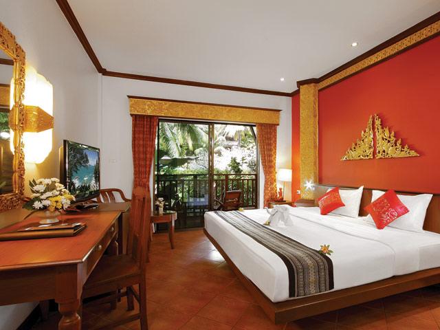 Kombinace - Kata Palm Beach Resort ****, Phuket, Bangkok Palace