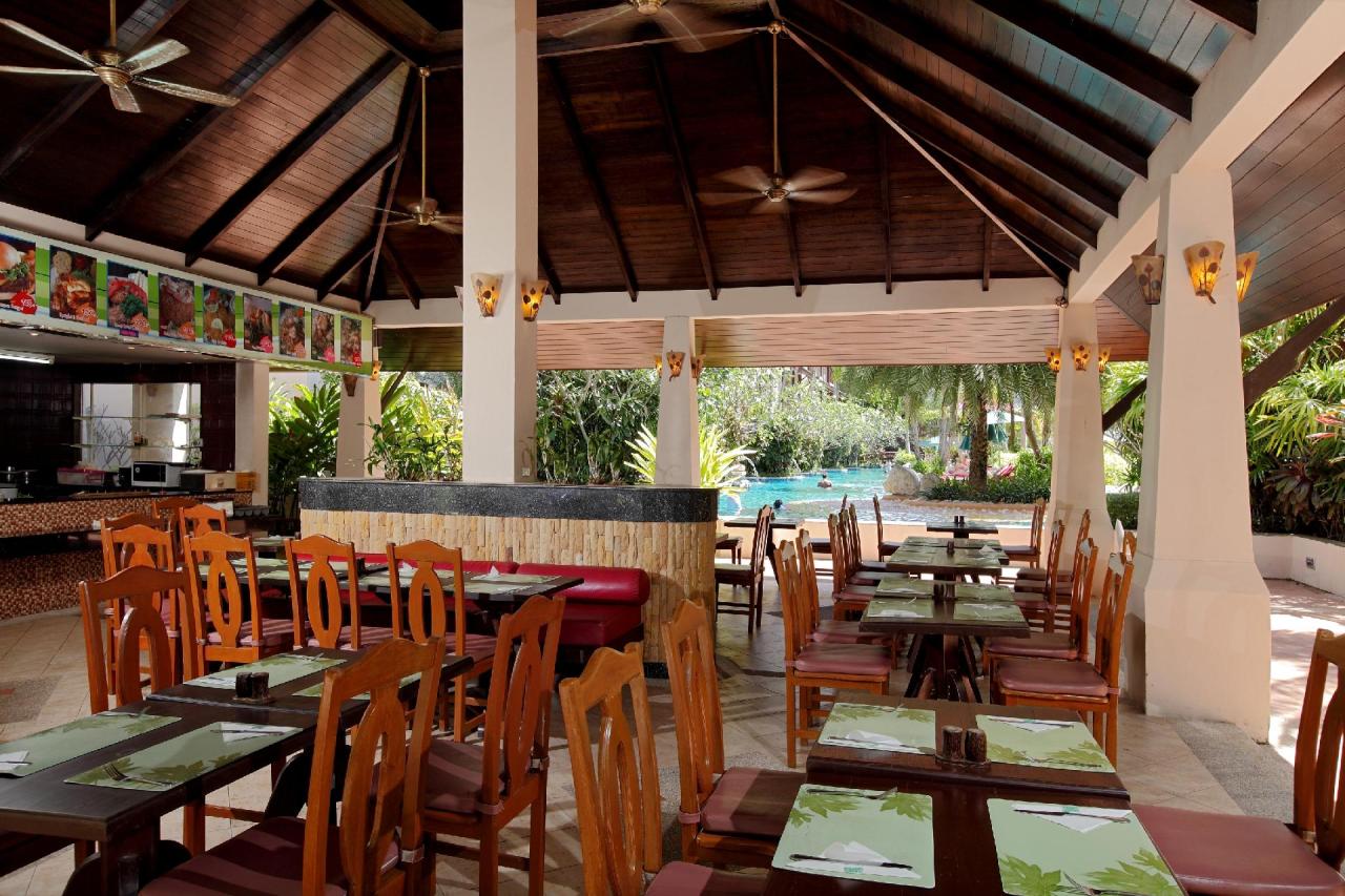 Kombinace - Kata Palm Beach Resort ****, Phuket, Bangkok Palace