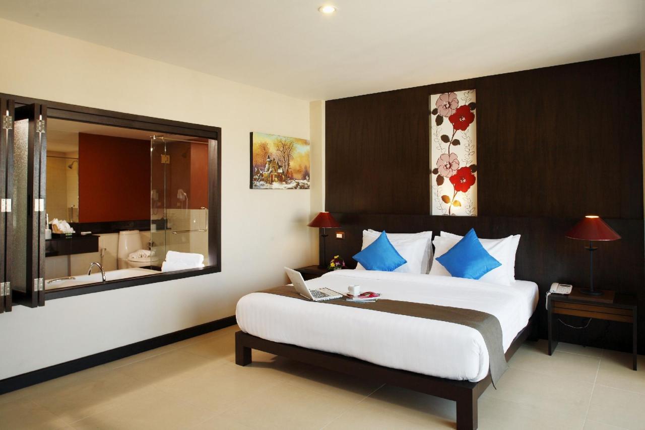 Kombinace - Andakira Hotel ***, Phuket, Bangkok Palace Hotel **