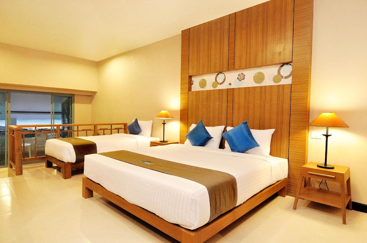 Kombinace - Andakira Hotel ***, Phuket, Bangkok Palace Hotel **