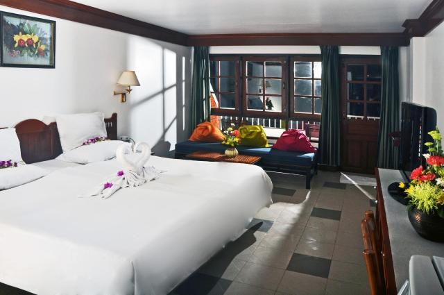 Kombinace - Phuket Ocean Resort ***, Phuket, Bangkok Palace Hot