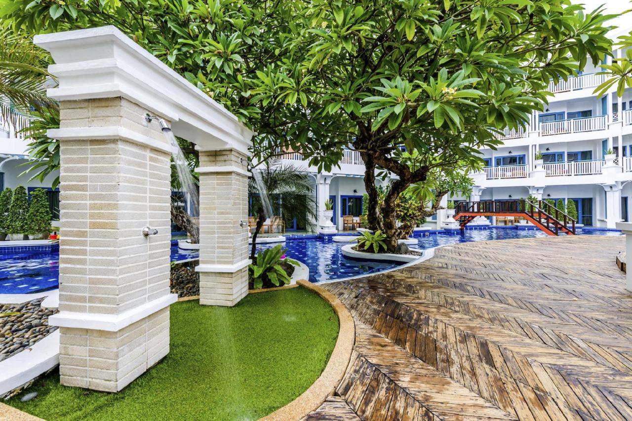 Kombinace - Andaman Seaview Hotel ****+, Phuket, Bangkok Palace