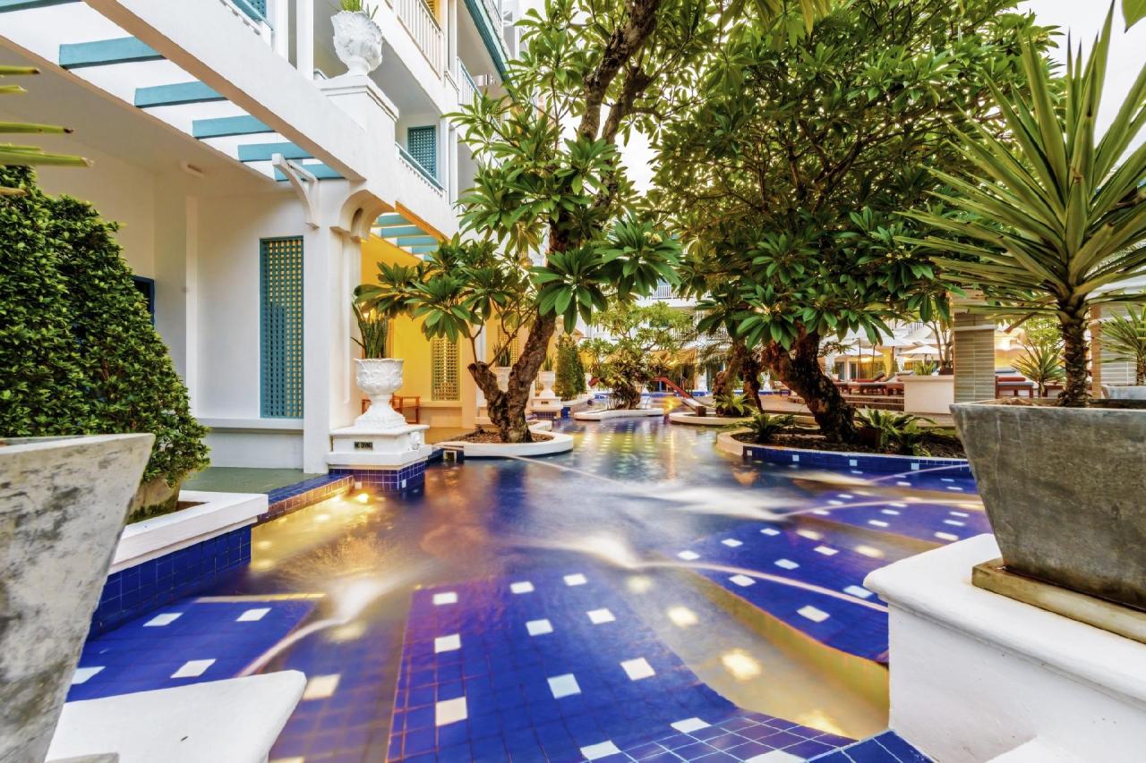 Kombinace - Andaman Seaview Hotel ****+, Phuket, Bangkok Palace