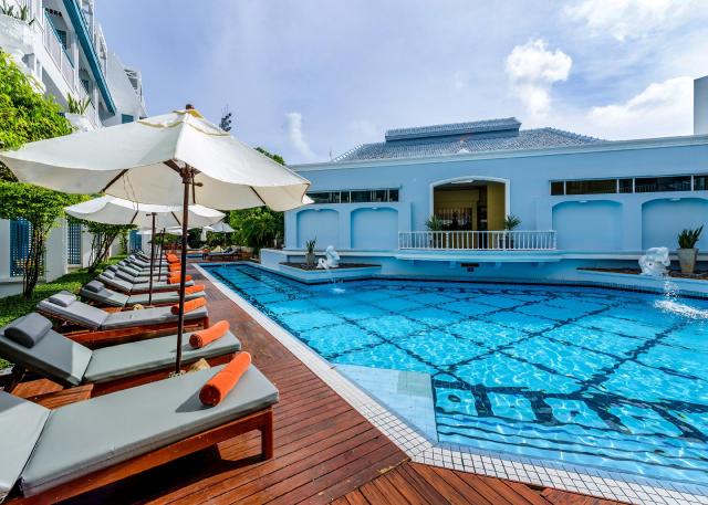 Kombinace - Andaman Seaview Hotel ****+, Phuket, Bangkok Palace