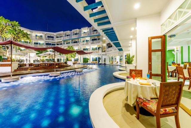 Kombinace - Andaman Seaview Hotel ****+, Phuket, Bangkok Palace