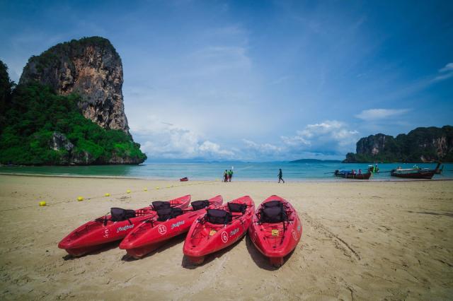 Kombinace - Sand Sea Resort ***, Krabi, Bangkok Palace Hotel **