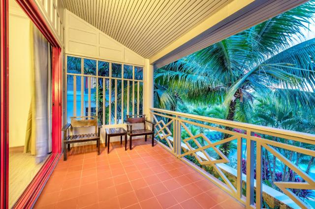 Kombinace - Thai Village Resort ***, Krabi, Bangkok Palace Hote