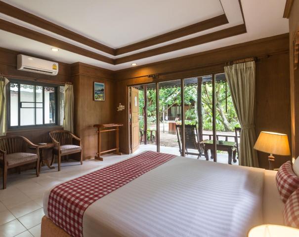 Kombinace - Sand Sea Resort ***, Krabi, Andakira Hotel ***, Phu