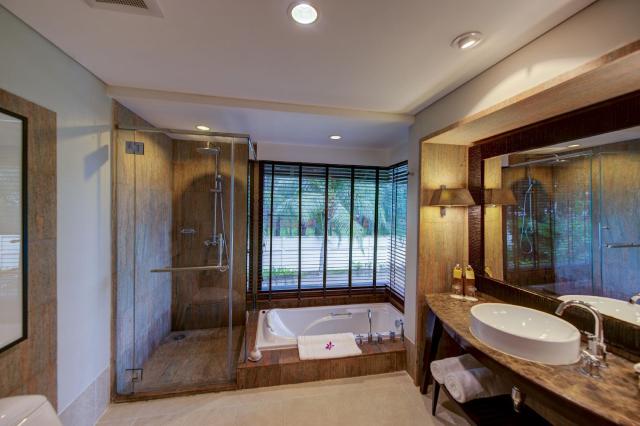Kombinace - Layana Resort *****, Ko Lanta, Katathani Resort ***