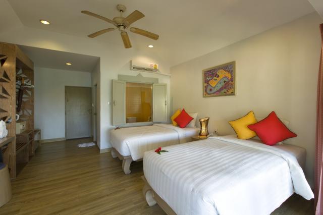 Kombinace - Phi Phi Bay View Resort ***, Phi Phi, Andakira Hote