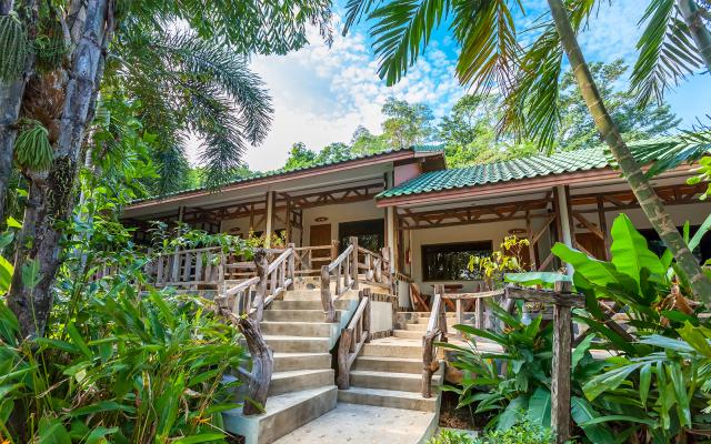 Kombinace - Chai Chet Resort **+, Ko Chang, Sunshine Garden ***
