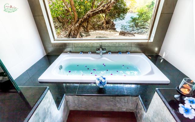 Kombinace - Chai Chet Resort **+, Ko Chang, Sunshine Garden ***