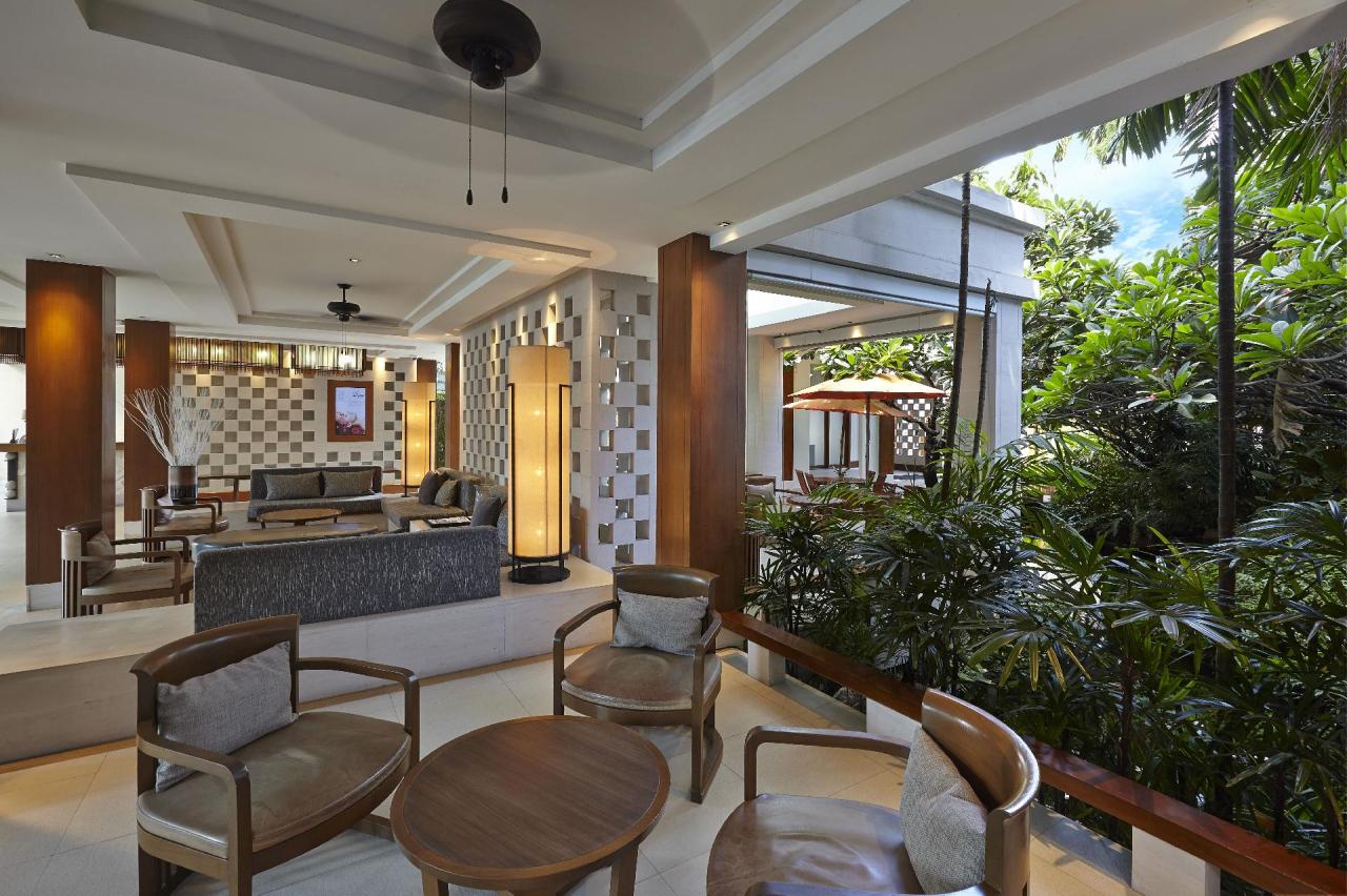 Kombinace - Woodlands Hotel ****, Pattaya, Bangkok Palace Hotel