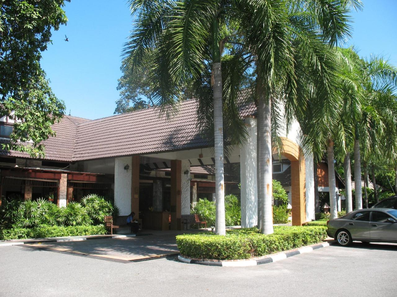 Kombinace - Woodlands Hotel ****, Pattaya, Bangkok Palace Hotel