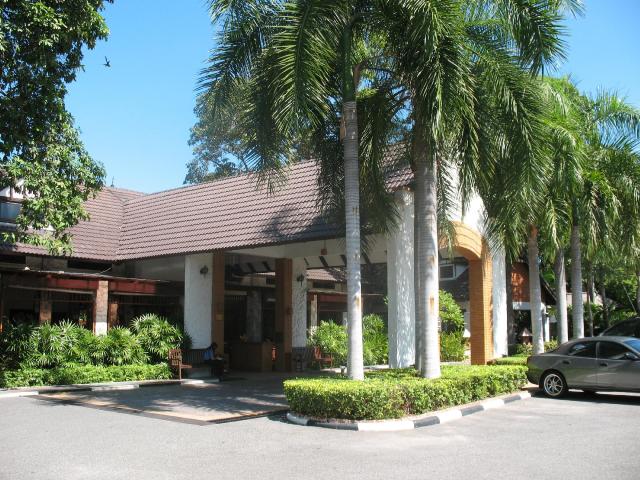 Kombinace - Woodlands Hotel ****, Pattaya, Bangkok Palace Hotel