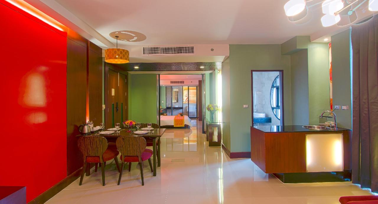 Kombinace - Long Beach Garden Hotel ****+, Pattaya, Bangkok Pal