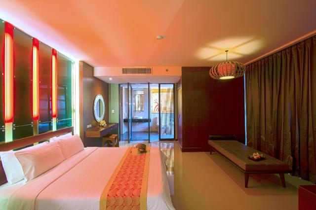 Kombinace - Long Beach Garden Hotel ****+, Pattaya, Bangkok Pal