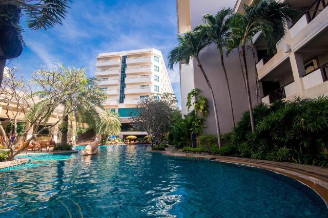 Kombinace - Sea Breeze Resort ***, Pattaya, Bangkok Palace Hote