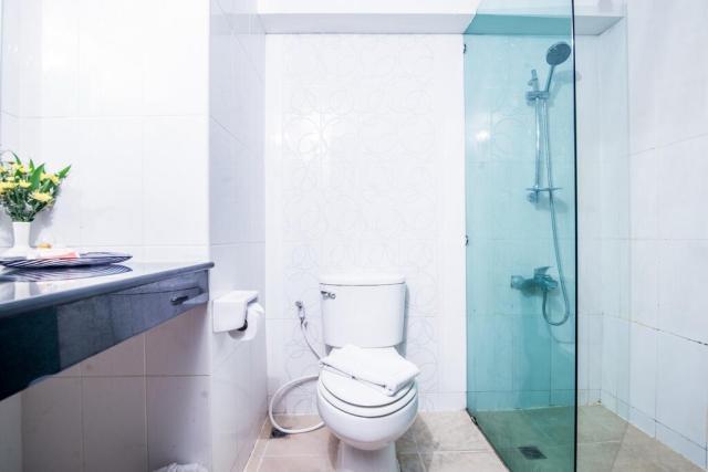 Kombinace - Sea Breeze Resort ***, Pattaya, Bangkok Palace Hote