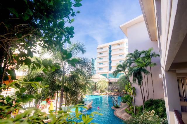 Kombinace - Sea Breeze Resort ***, Pattaya, Bangkok Palace Hote