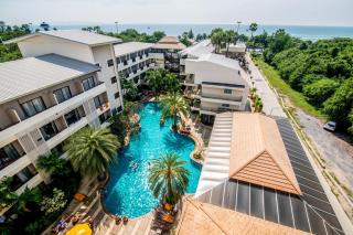 Kombinácia - Sea Breeze Resort, Pattaya, Bangkok Palace Hotel, Bangkok