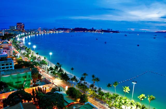 Kombinace - Royal Twins Pattaya ***+, Pattaya, Bangkok Palace H