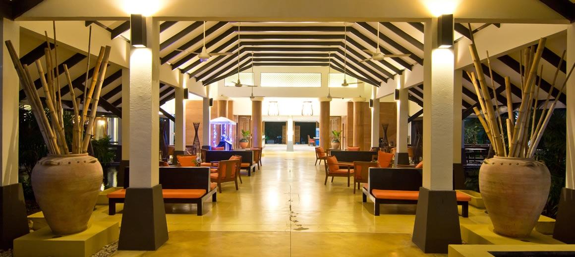 Kombinace - Sunshine Garden ***, Pattaya, Bangkok Palace Hotel