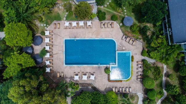 Kombinace - Sunshine Garden ***, Pattaya, Bangkok Palace Hotel 