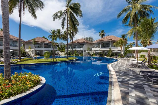 Kombinace - X10 Khaolak Resort, Bangkok Palace Hotel ****, Bang