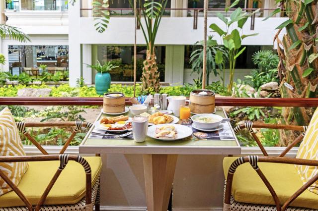 Kombinace - Dusit Thani Pattaya *****, Bangkok Palace Hotel ***