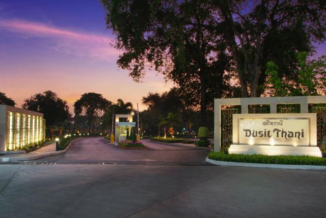 Kombinace - Dusit Thani Pattaya *****, Bangkok Palace Hotel ***