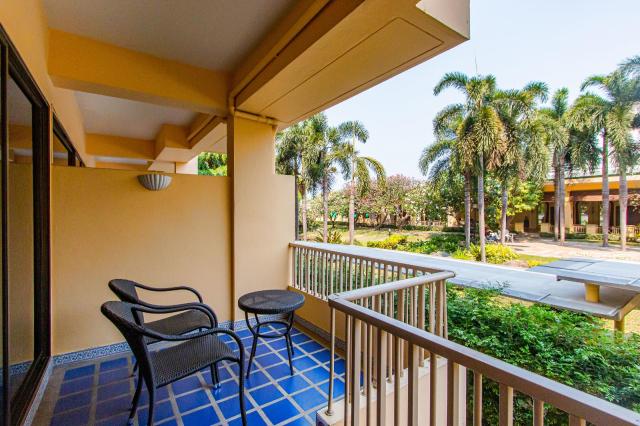 Kombinace - Dusit Thani Pattaya *****, Bangkok Palace Hotel ***
