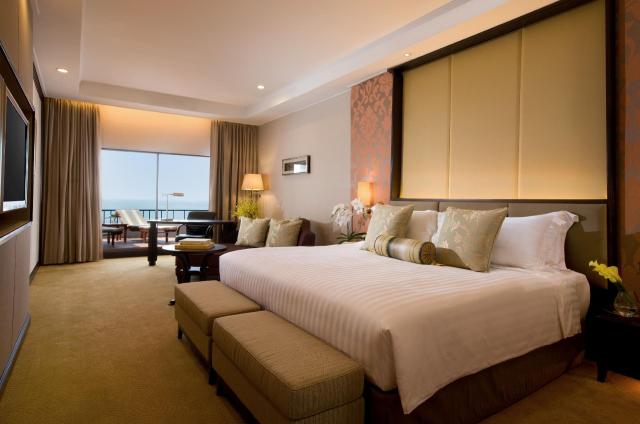 Kombinace - Dusit Thani Pattaya *****, Bangkok Palace Hotel ***