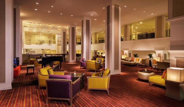Kombinace - Dusit Thani Pattaya *****, Bangkok Palace Hotel ***