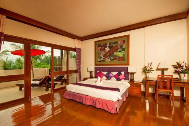 Kombinace - Andamania Khaolak Beach Resort ***, Bangkok Palace 