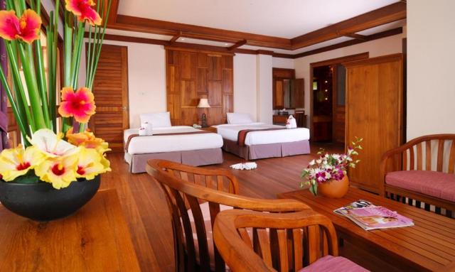Kombinace - Andamania Khaolak Beach Resort ***, Bangkok Palace 